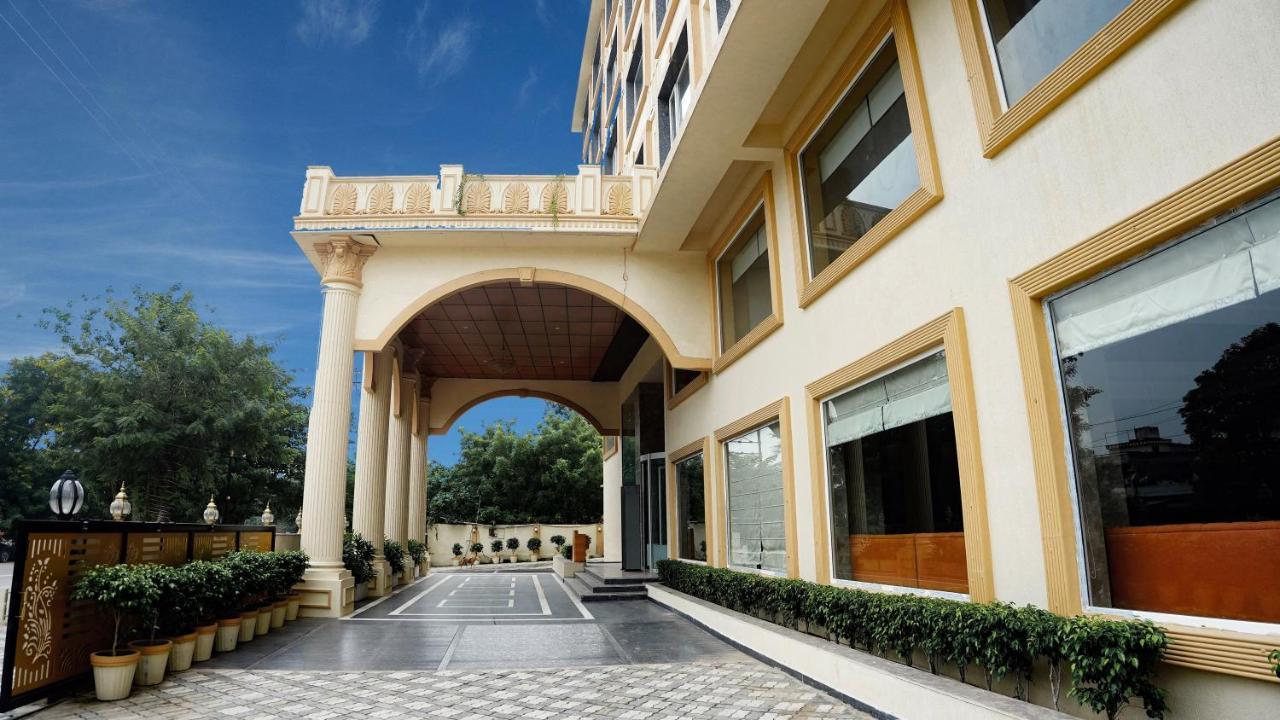 מלון ורנאסי The Fern Residency Sarnath מראה חיצוני תמונה