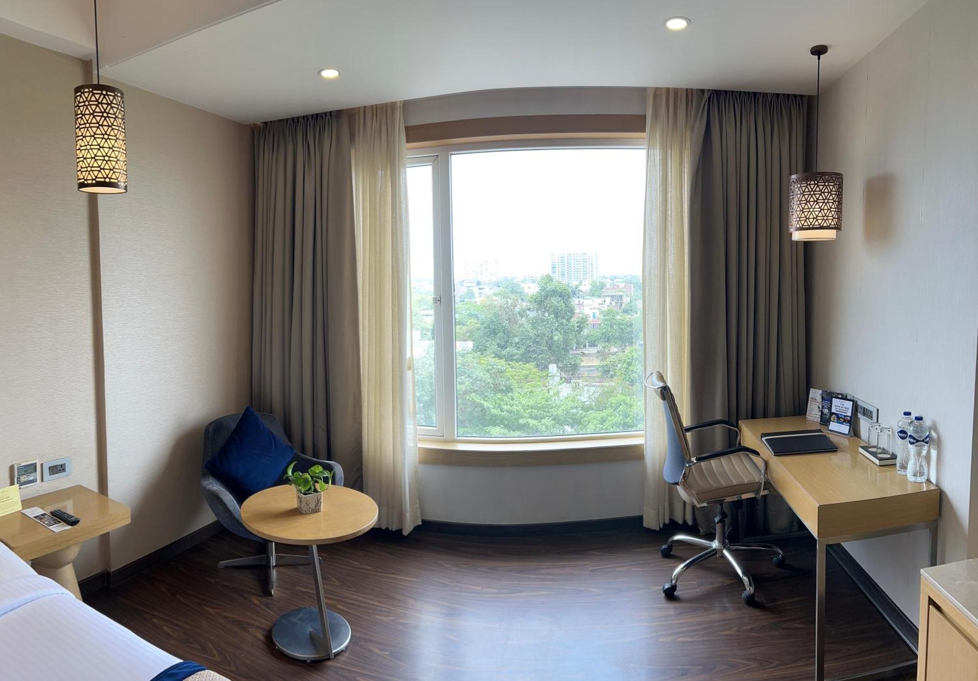 מלון ורנאסי The Fern Residency Sarnath מראה חיצוני תמונה